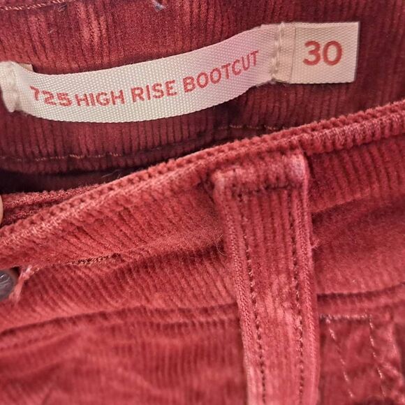 Levi's Women's 725 High Rise Bootcut Corduroy Pants size 30 - Picture 7 of 10